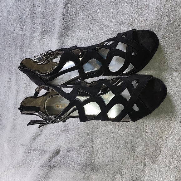 Black High Heels Report Brand - Picture 2 of 5